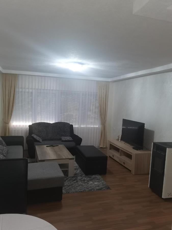 Anja Apartman Bosanski Samac Luaran gambar